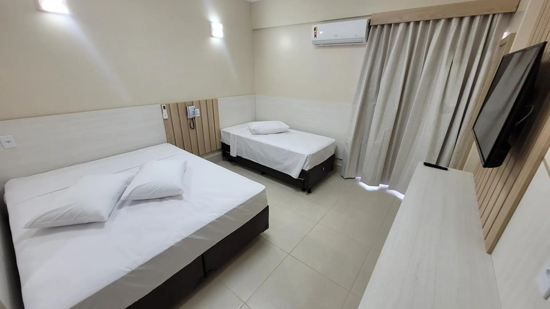 Spazzio Diroma Hospedagem Com Acesso Gratuito No Acqua Park Caldas Novas Brazil