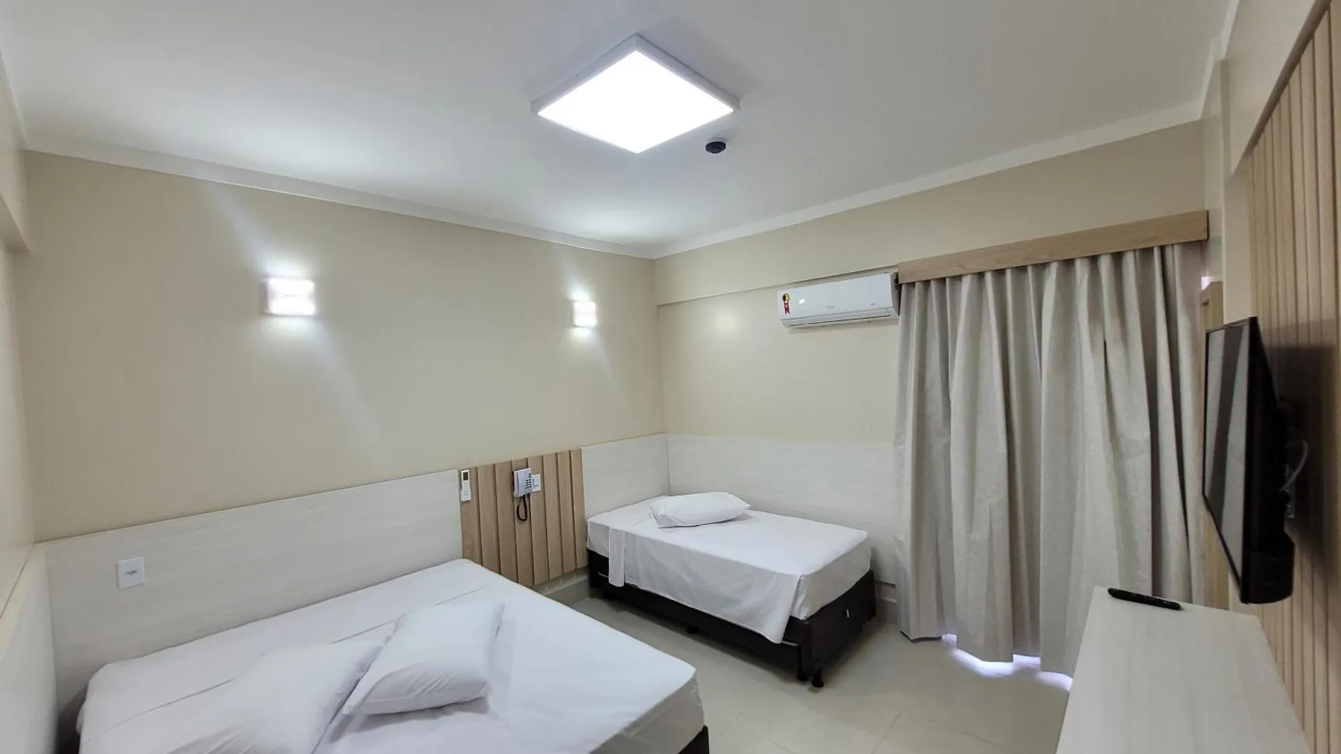 Spazzio Diroma Hospedagem Com Acesso Gratuito No Acqua Park Caldas Novas Brazil
